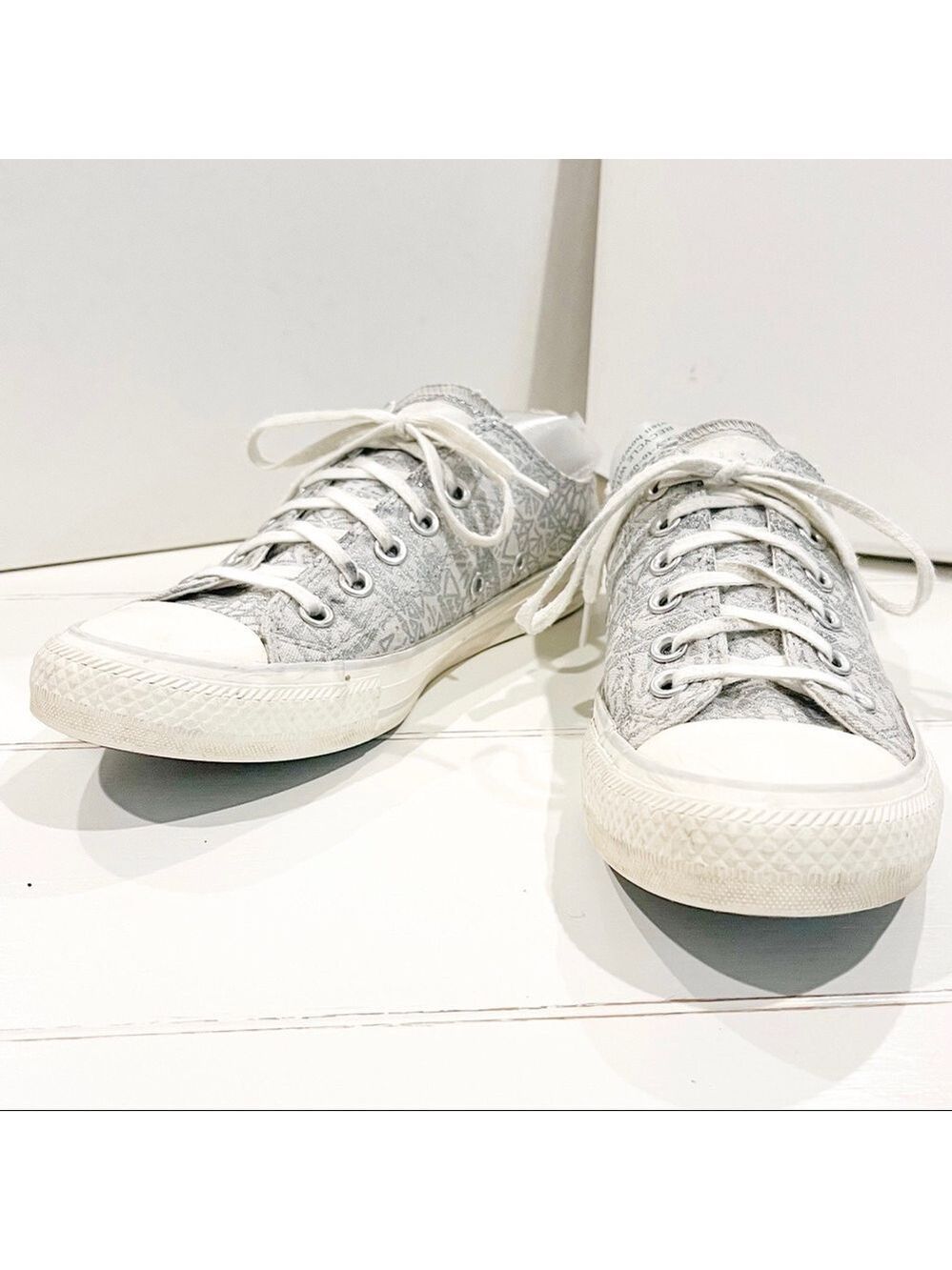 Converse Silver Sparkle All Star Runners Size 7.5